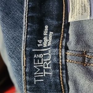 High-rise skinny jeans